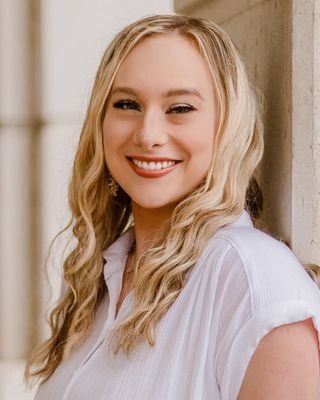 Chloe Zahn